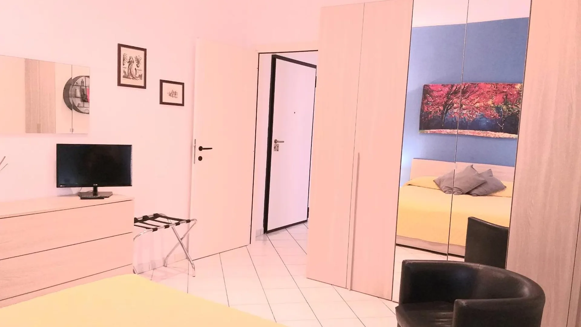 Apartment Ferienwohnung House Procaccini, 20 Bologna