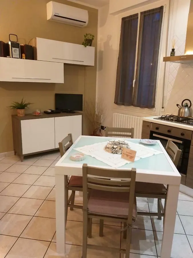 Apartment Ferienwohnung House Procaccini, 20 Bologna